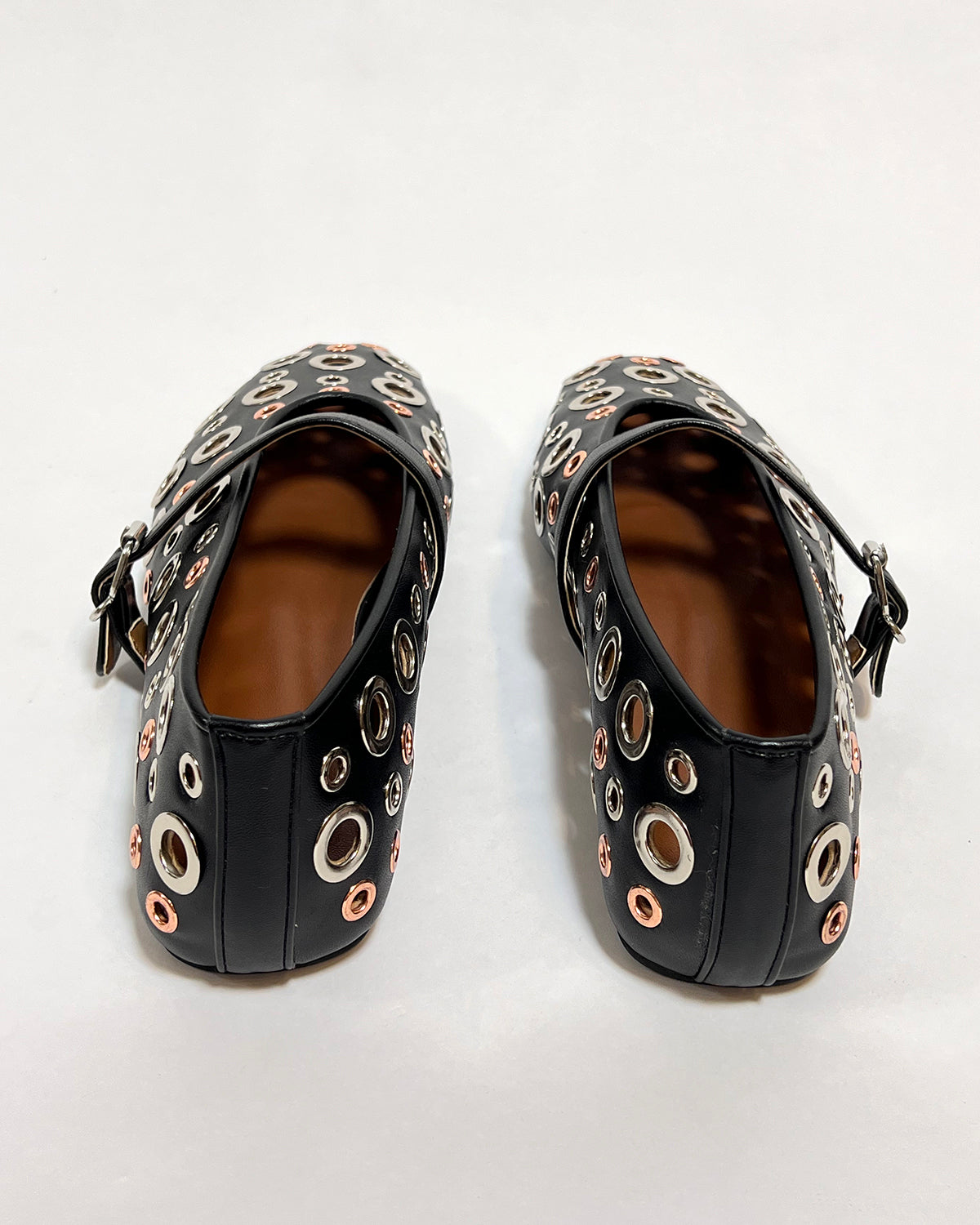 Women eyelets buckle matte leather flat casual shoes