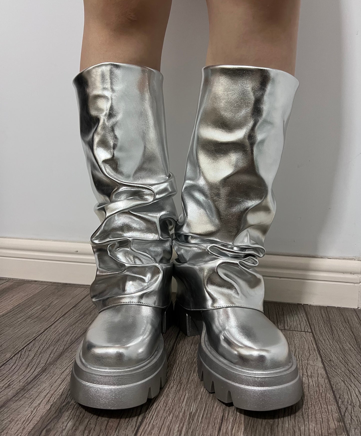 Metal Silver Wrinkle Short Trouser Boots
