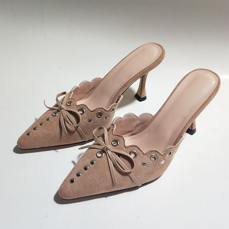 Suede low heel pointed toe mule shoes slippers