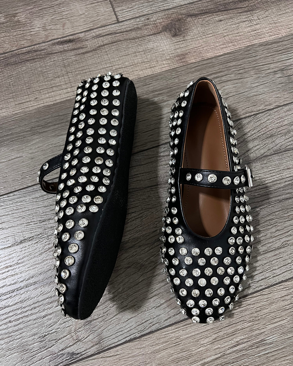 Women leather rhinestone flat shoes