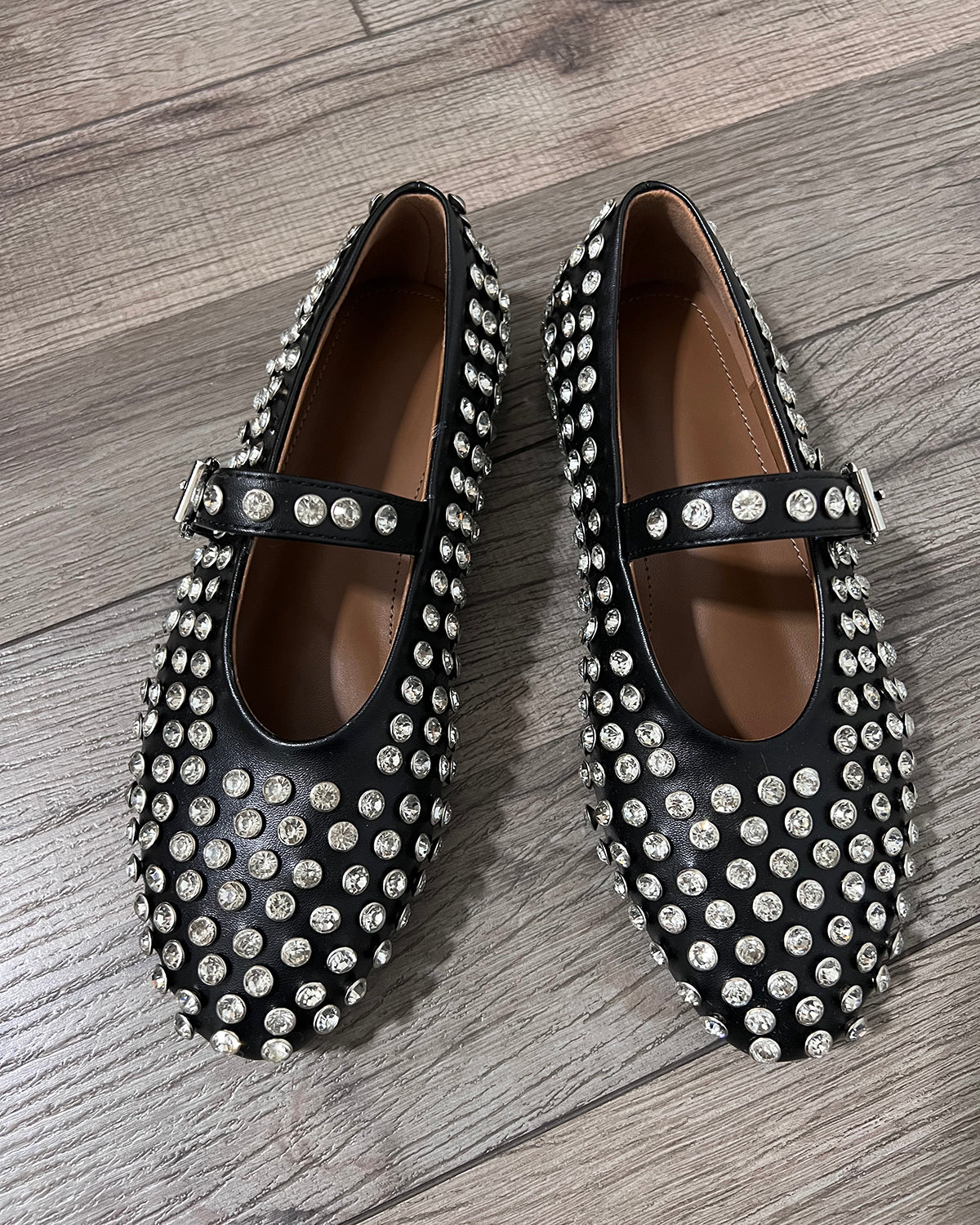 Women leather rhinestone flat shoes